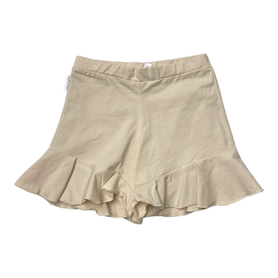 Gugguu frill shorts, almond | 134cm