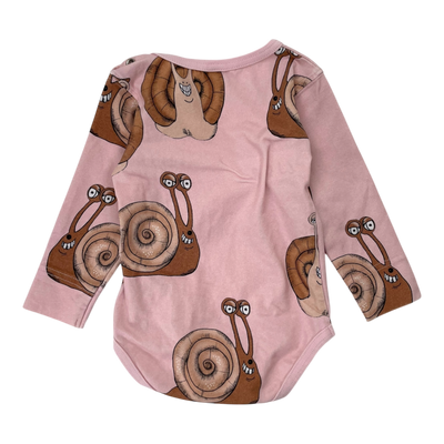 Blaa body, pink snail | 62/68cm