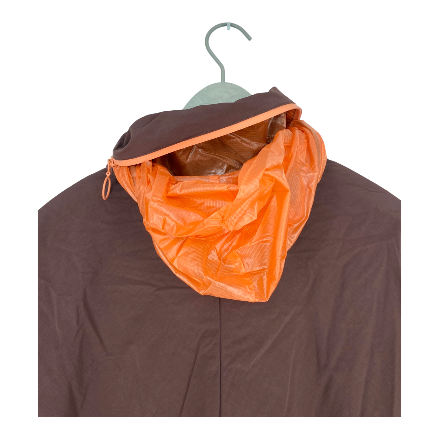 Embassy of Bricks and Logs dhola rain jacket, mauve/plum | woman L