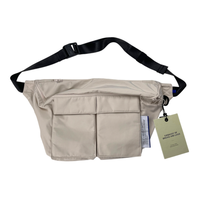 Embassy of Bricks and Logs tuba combat bag, ivory | onesize