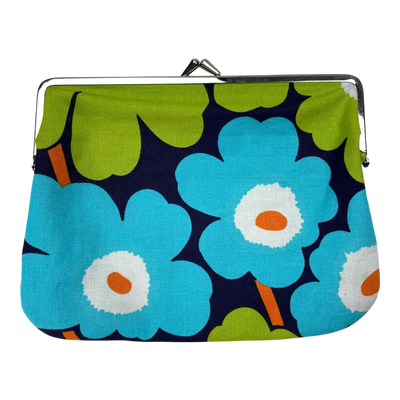 Marimekko clasp pouch, unikko