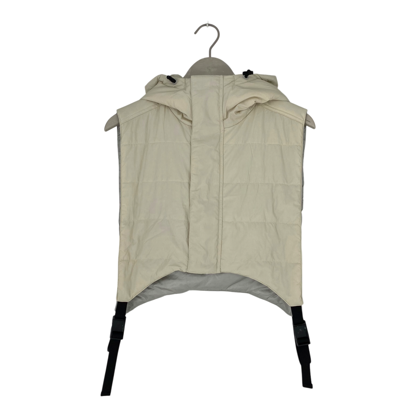 Embassy of Bricks and Logs hixon hood, cream | onesize