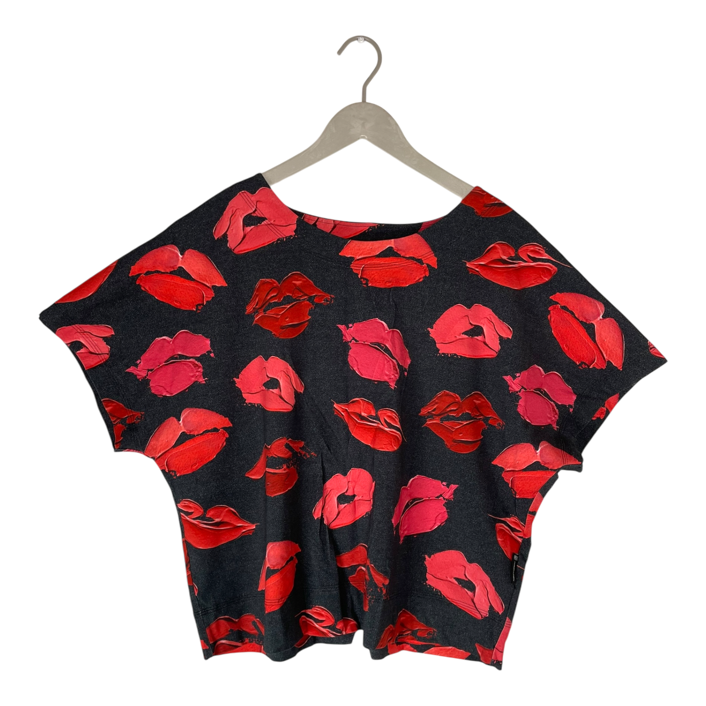 Ommellinen kolmio t-shirt, lips | woman XXL