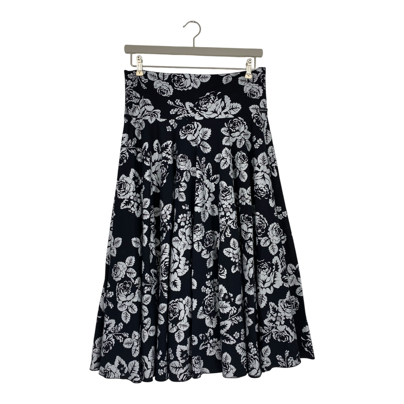 Ommellinen bell skirt, babushka roses | woman L