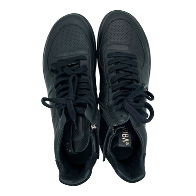 VIBAe Berlin bio leather sneakers, black | 45