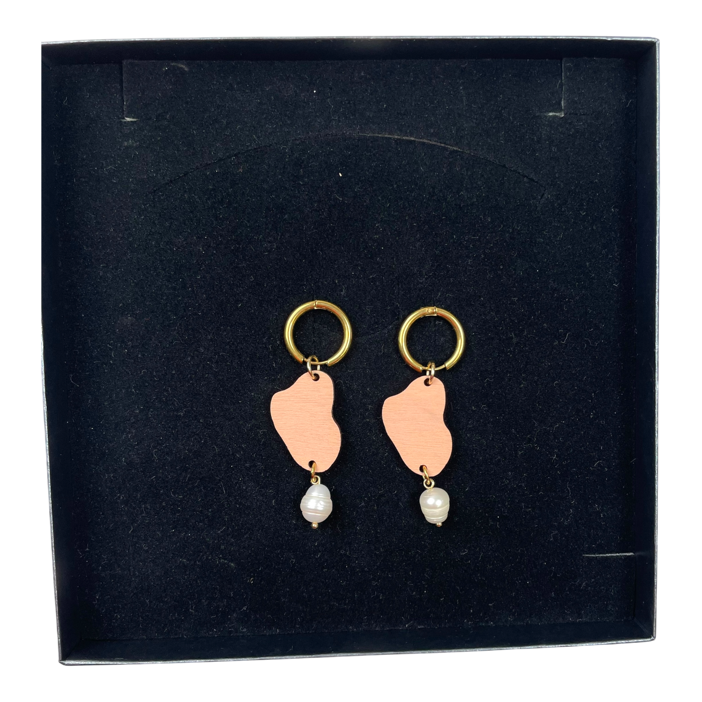 Maanantaimalli so-pi-va 257 earrings, peach/gold | onesize